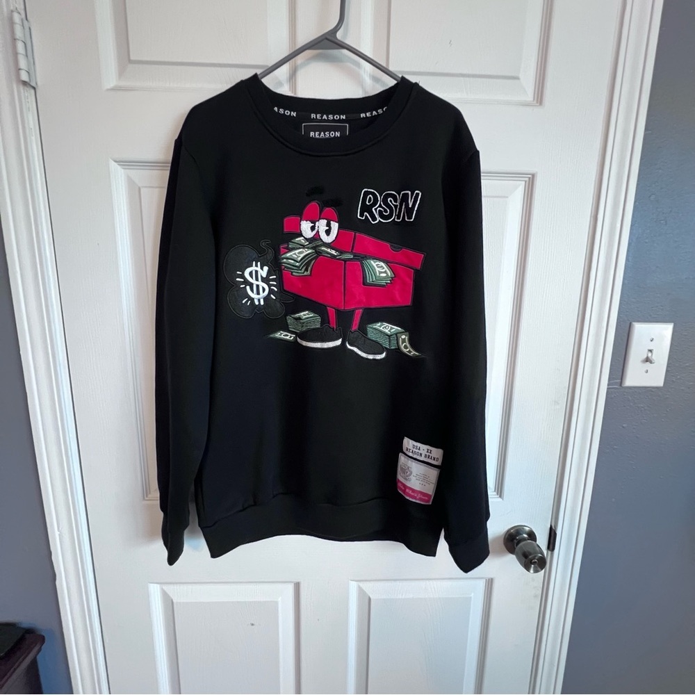 Reason Sweatshirt Men’s Lg Crewneck Black/Red Stash Box Embroidered Patch NWT - Picture 2 of 10